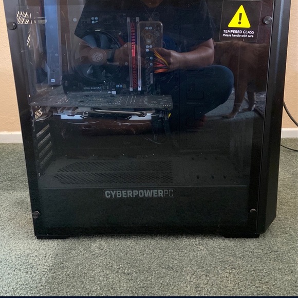 Cyber power PC, keyboard, and mouse - Picture 4 of 11